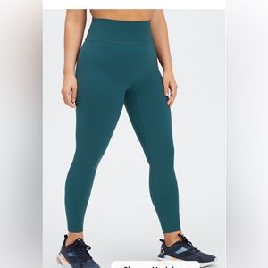 Fabletics motion 365. Womens L